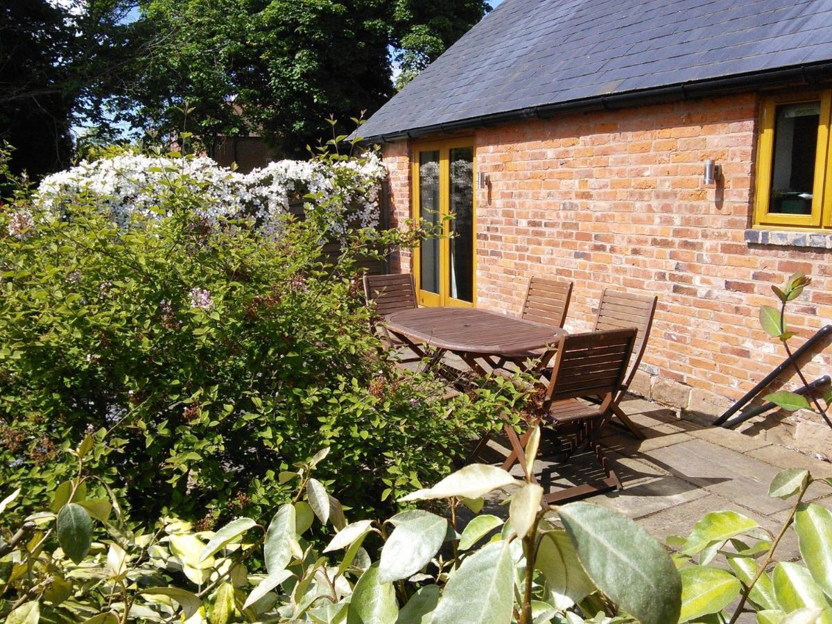 North Mere Rural Cottages Kenilworth Exterior photo